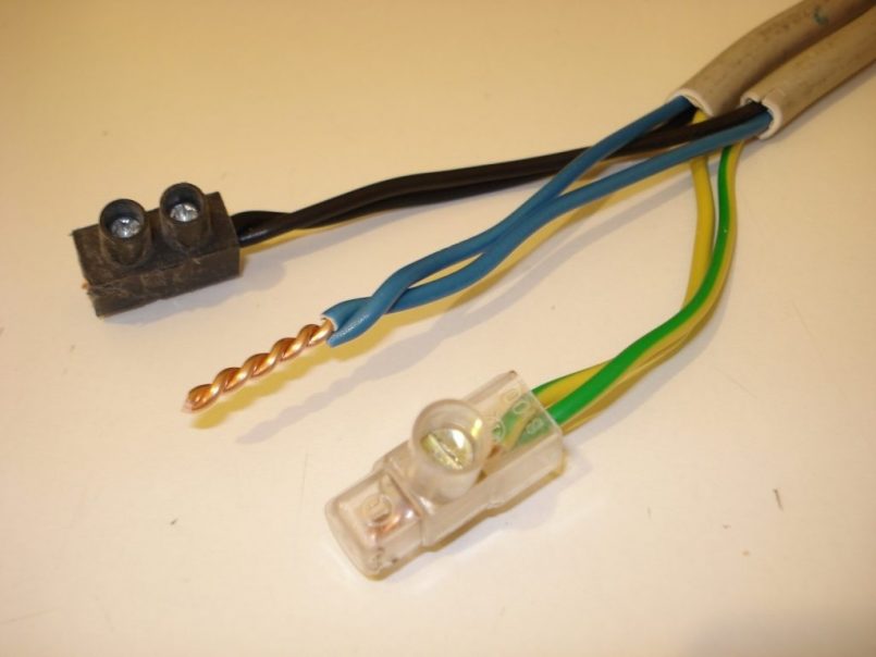 Полный перечень инструментов электрика для работы и требования к электромонтажному инструменту